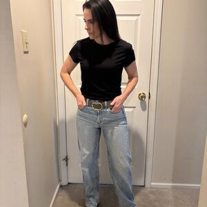 American Eagle Strigid Super High-Rise Baggy Straight Jeans